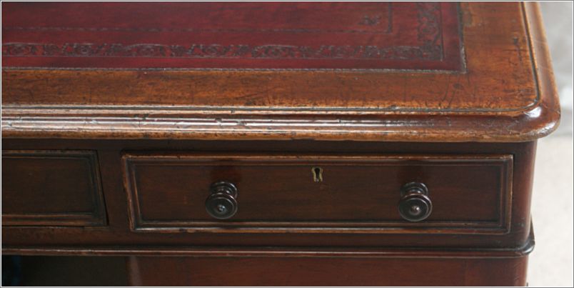 1007 Antique Mahogany Partners Desk (10)